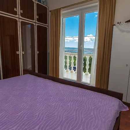 Americana Apartman *